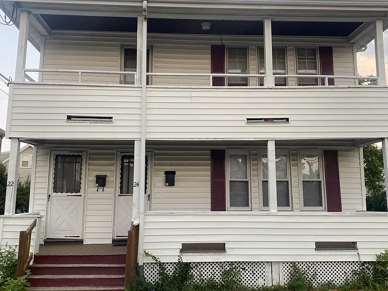 24 Colonial Ave #22 — Photo 1