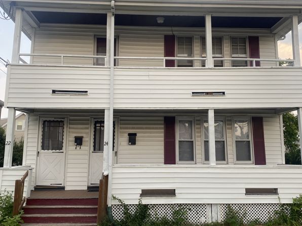 24 Colonial Ave #22