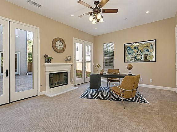 5th image of 452 Evening View Dr