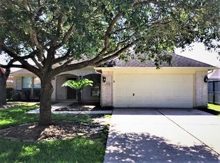124 Greenridge Cir, League City, TX 77573