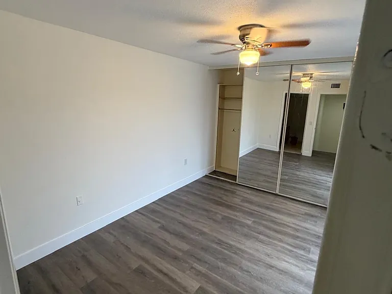 607 Green Springs Pl — Photo 9