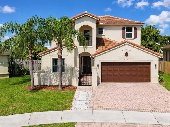 2007 NE 6th Ct, Homestead, FL 33033