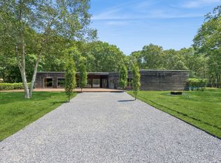 54 Copeces Ln, East Hampton, NY 11937