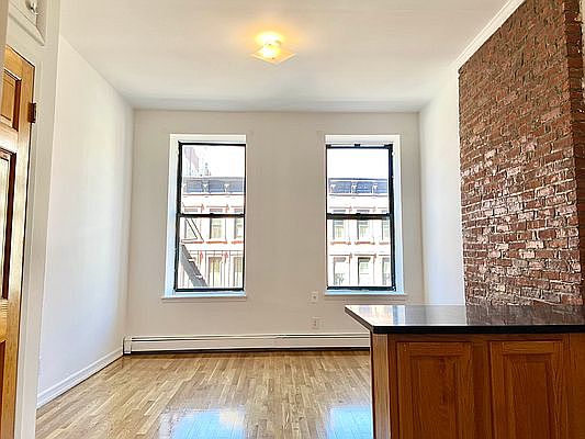 3rd image of 1693 Lexington Ave APT 2B