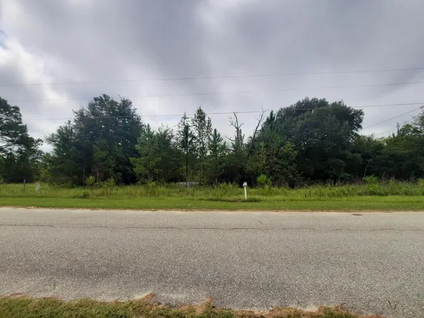 130 Honeysuckle Ln, Fitzgerald, GA 31750