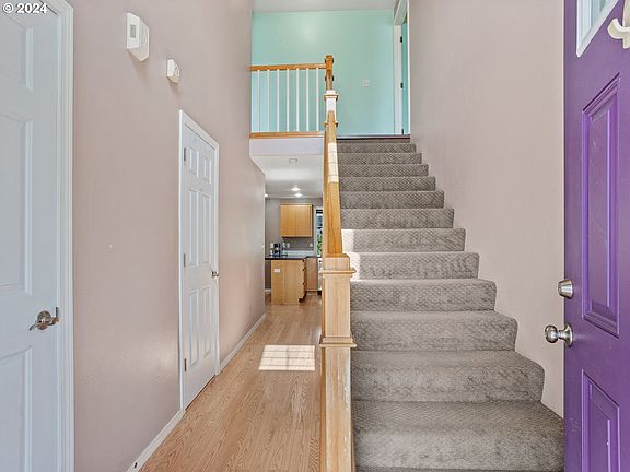 5th image of 452 Windflower Dr