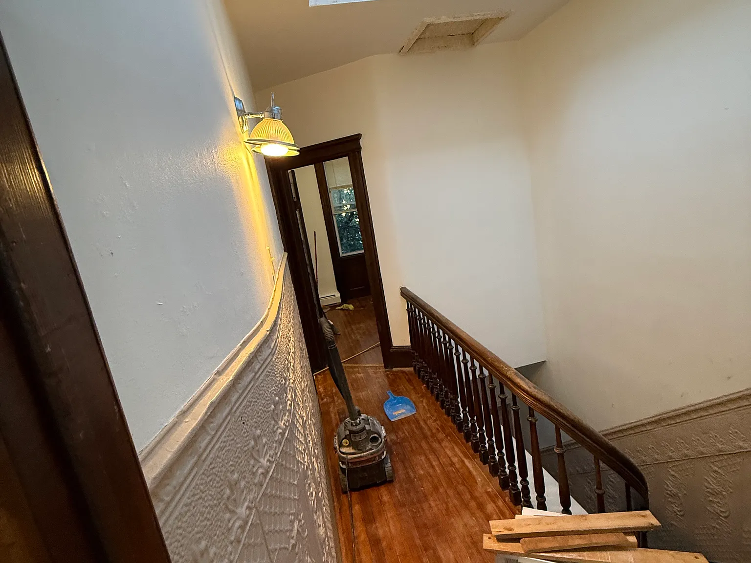 4 bed, 1750 sqft, $3,450 — Photo 3