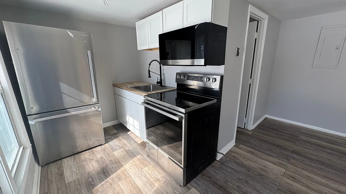 Building Photo - 1088 Roosevelt Trl