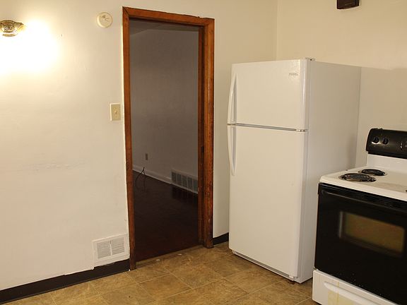 4th image of 713 Orchard St #G