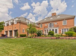 3783 Pembrooke Grn W, New Albany, OH 43054