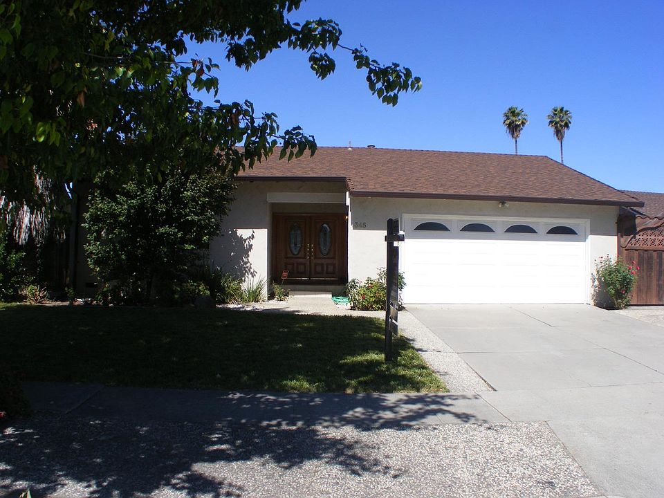 1st image of 345 Madison Dr