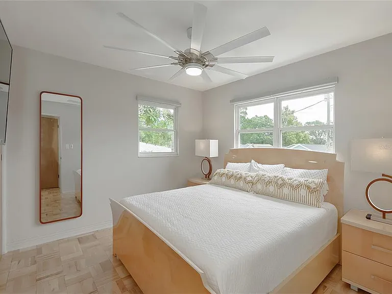 4111 Dr Martin Luther King Jr St N — Photo 4