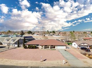 19060 Pimlico Rd, Apple Valley, CA 92308