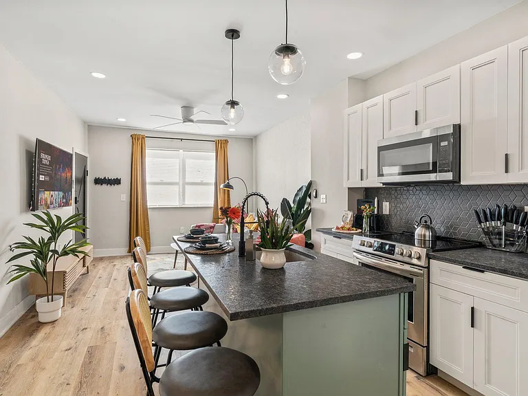 1334 E Passyunk Ave #1 — Photo 11