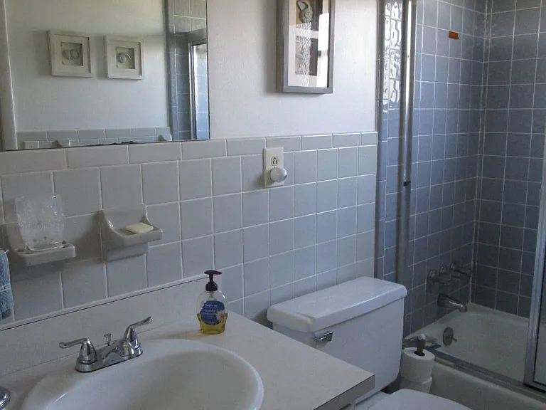 2641 Greenacre Dr — Photo 16