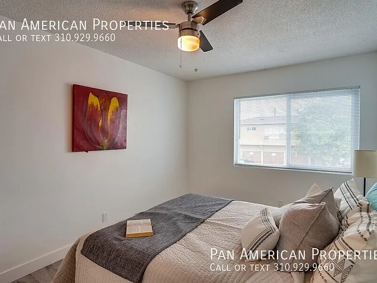 94 E Market St #3 — Photo 16