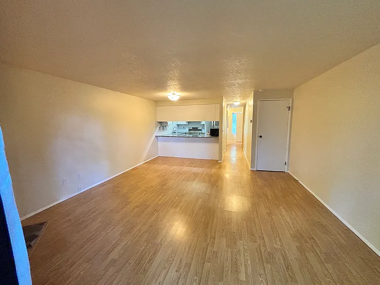 5573 SW Multnomah Blvd — Photo 18