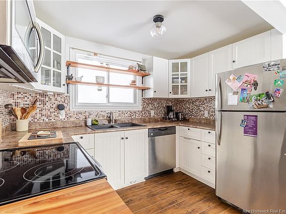 4th image of 94 Wilsey Rd