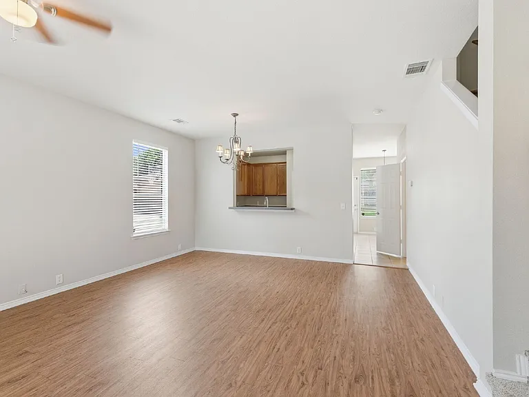 10849 Astor Dr — Photo 7