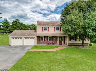 70 Van Lieus Rd, Ringoes, NJ 08551