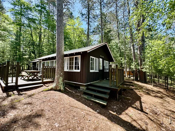 3498 Deerskin Rd, Eagle River, WI 54521