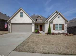 7 Ridgeview Ln, Maumelle, AR 72113