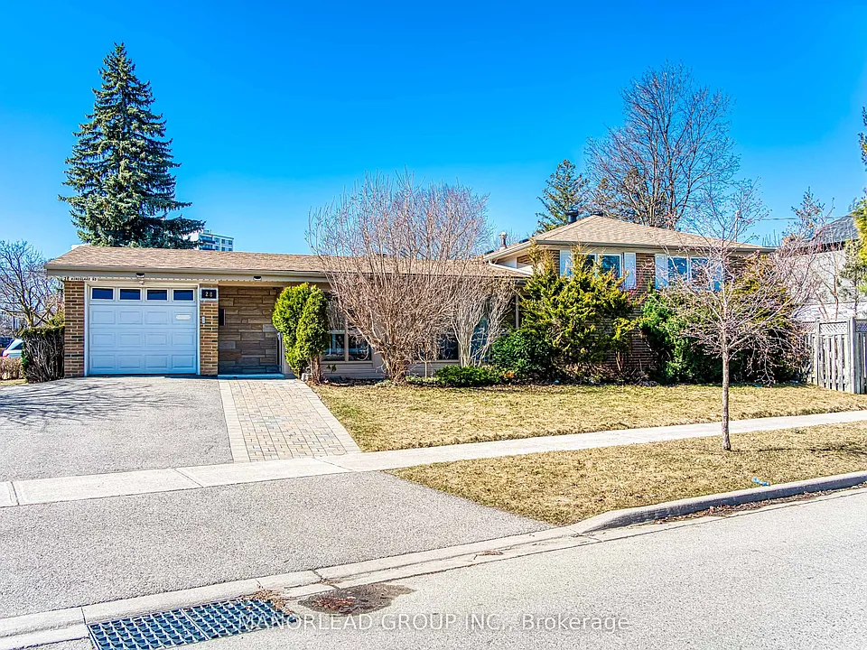 28 Kingslake Rd #LOWER