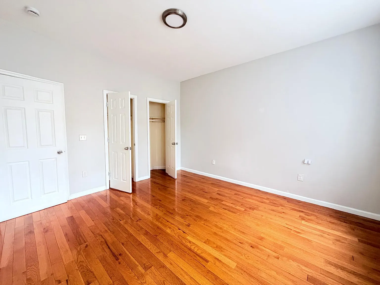 635 Bergen Ave — Photo 4