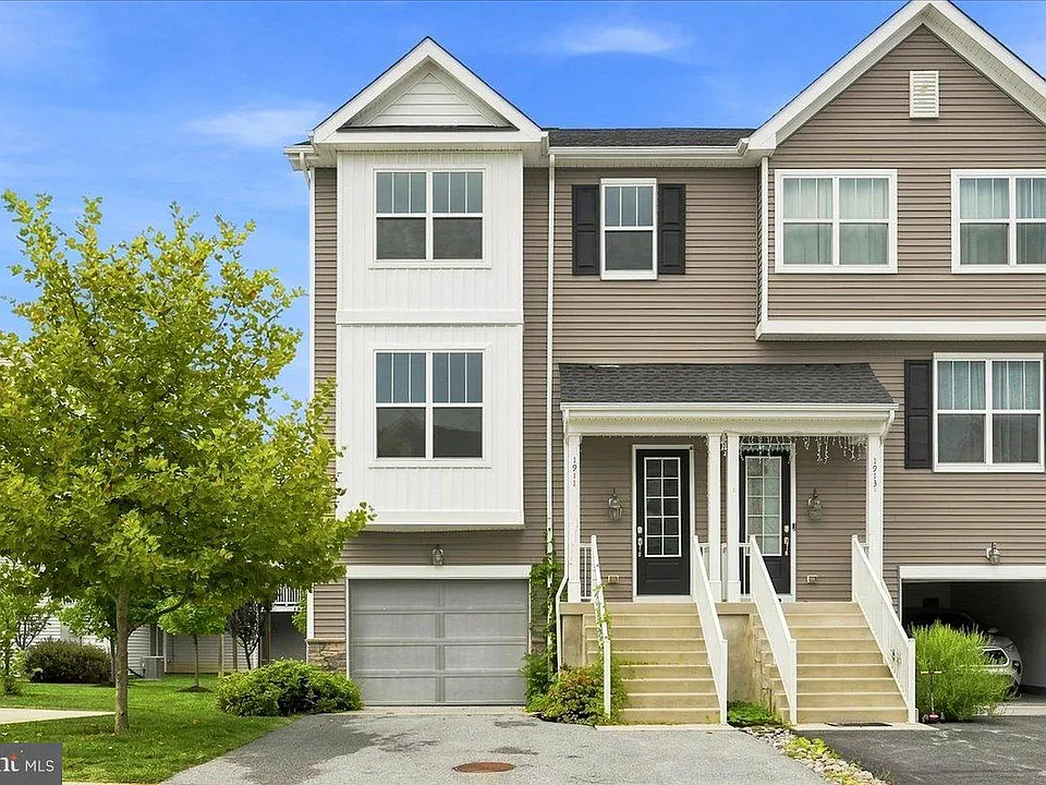 1911 Boulder Dr
