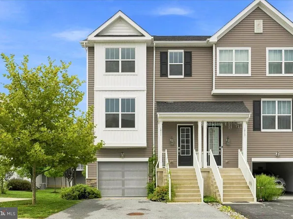 1911 Boulder Dr, Downingtown, PA 19335