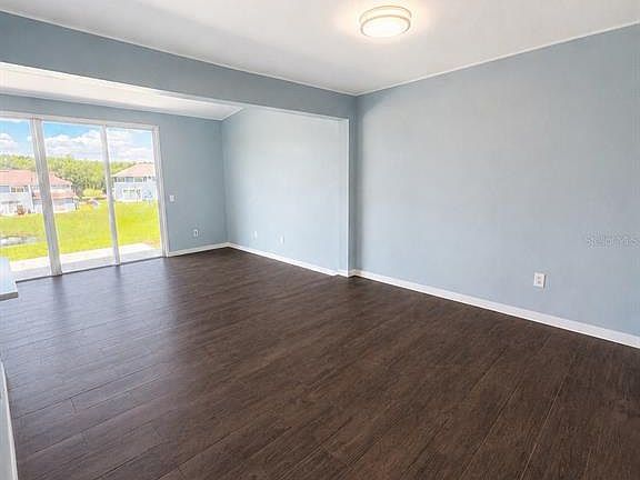 3rd image of 872 CARIBBEAN DRIVE