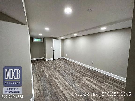 3rd image of 1813 Oxford Ave SW #B