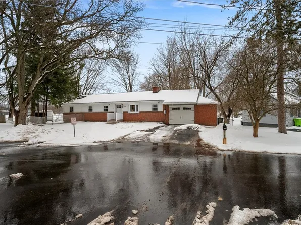 108 Jackson Dr, Liverpool, NY 13088