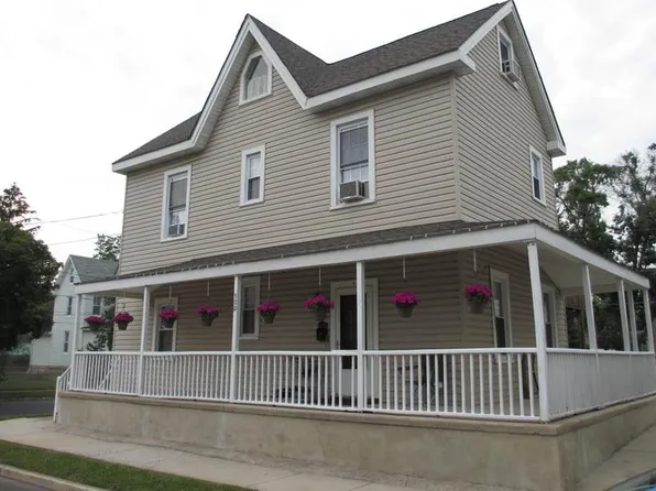 500 Rancocas Ave APT A, Riverside, NJ 08075