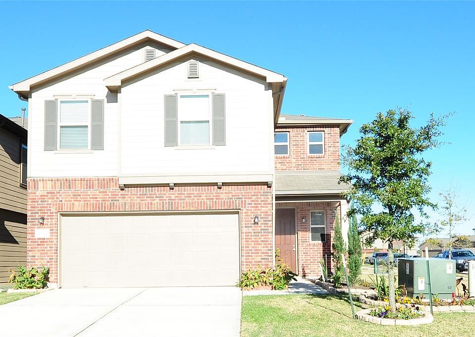 1st image of 16344 Oakside Hollow Ln