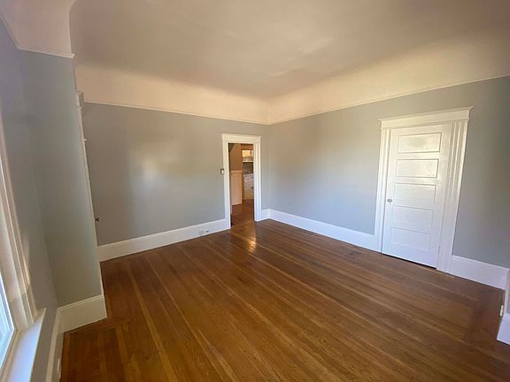 3rd image of 21 Lorton Ave APT 1