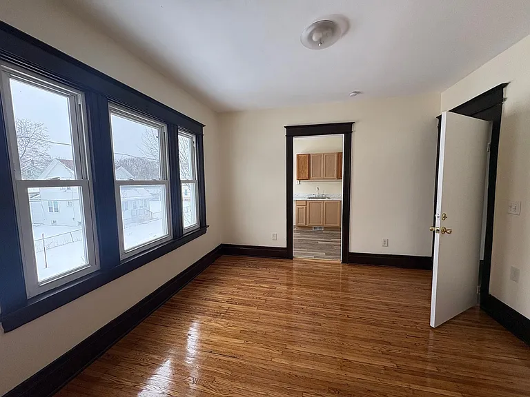 497 Central Park #4 — Photo 4