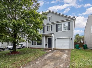 7314 Fox Point Dr, Charlotte, NC 28269