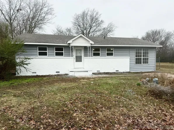 1004 W Spruce St, Haskell, OK 74436