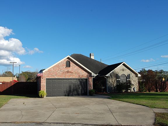 2nd image of 417 Mill Pond Dr