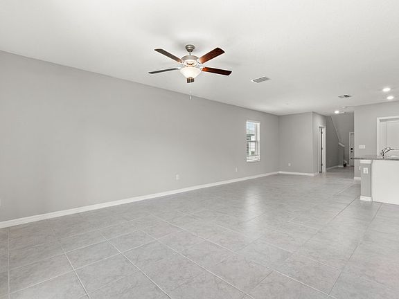 4th image of 10217 Summer Kiss Ave