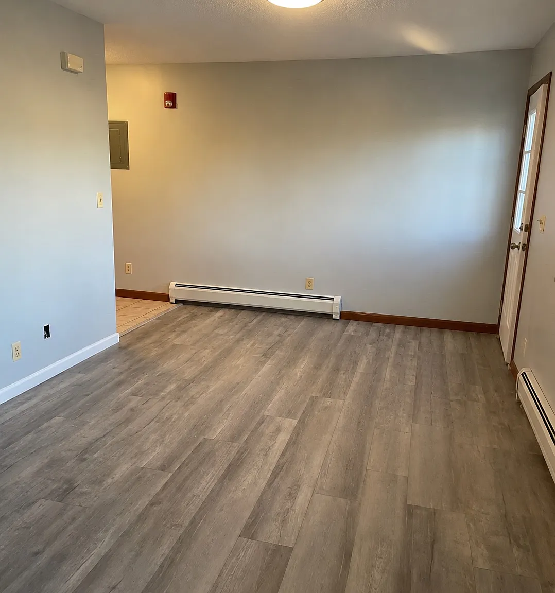 7331 E Main St — Photo 3
