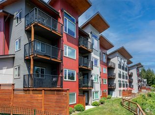 1882 Front St #401, Lynden, WA