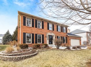 2616 Snowbird Ln, Naperville, IL 60564
