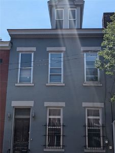 2014 Forbes Ave, Pittsburgh, PA, 15219