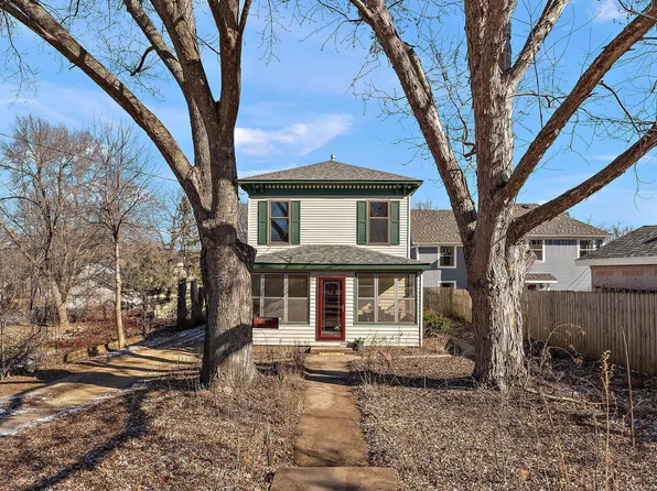 1221 3rd St S, Stillwater, MN 55082