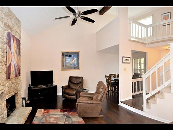 2nd image of 4692 Shireton Ct