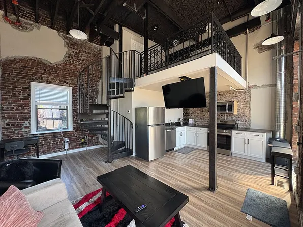 1018 Missouri Ave, Kansas City, MO 64106