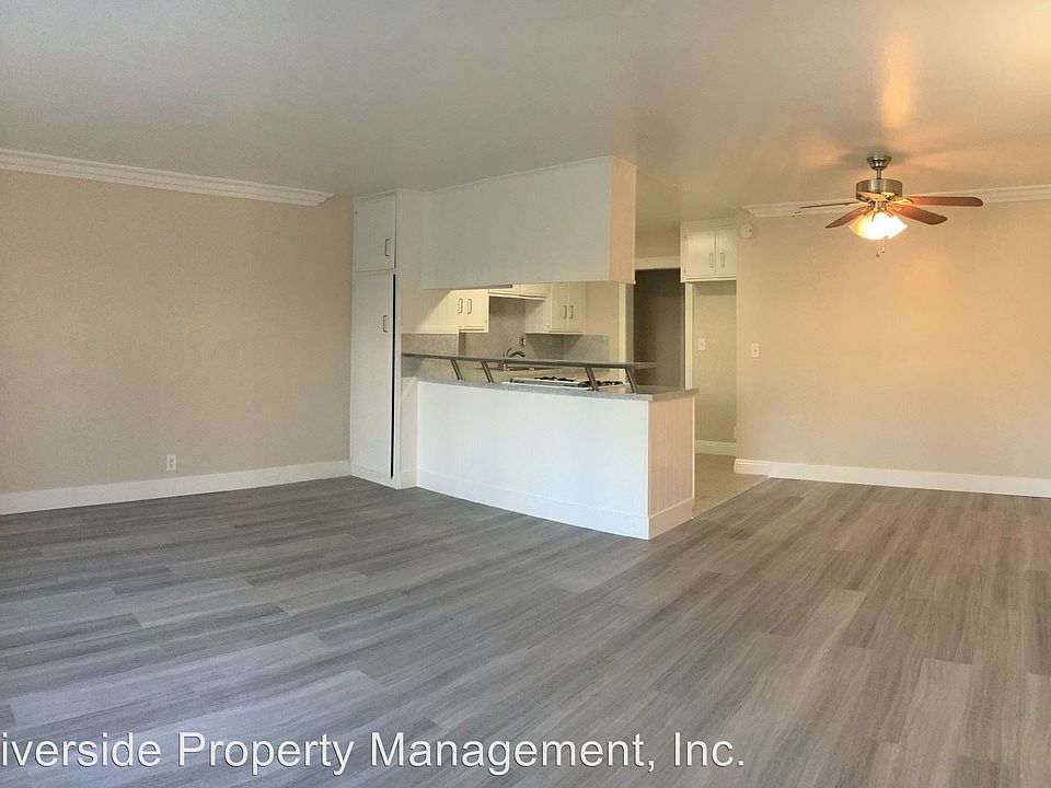 1st image of 915 Paseo Grande APT 21