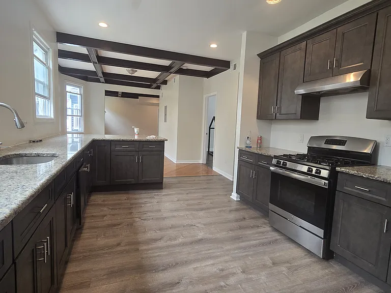 270 S Burnett St #2 — Photo 4